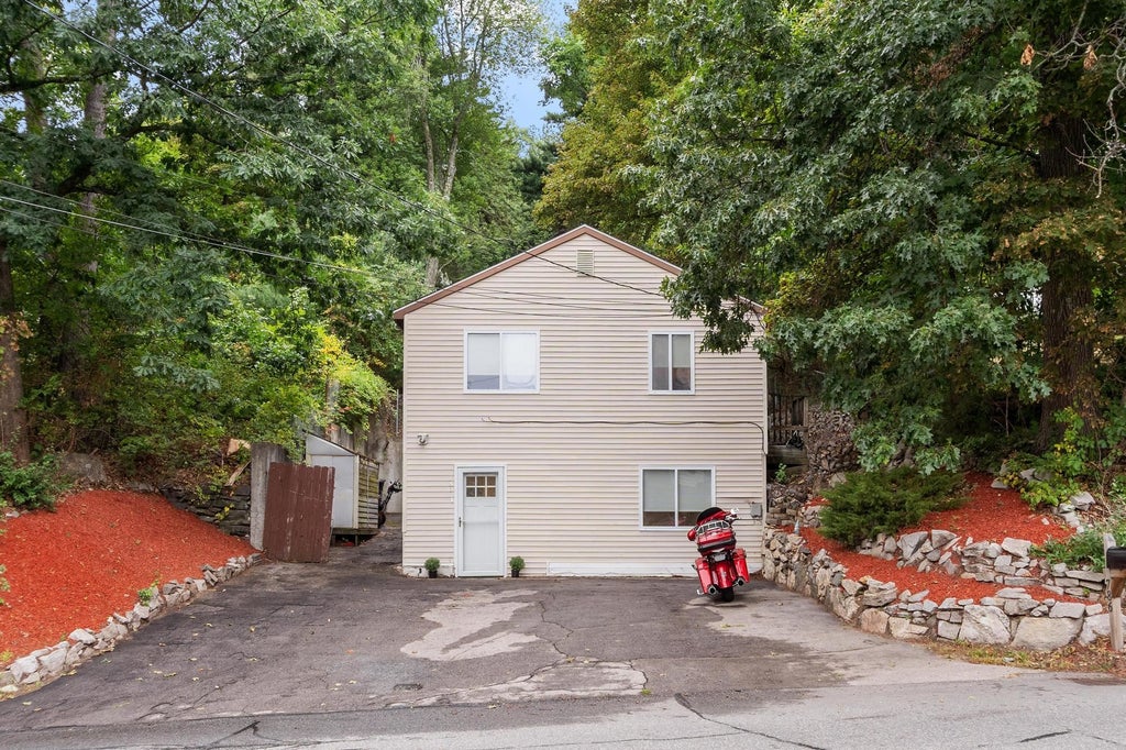 Photo of 786 Mammoth Road, Manchester, NH 03104 (MLS # 5108663)