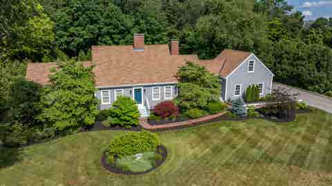 Photo of 52 Depot Road, Hollis, NH 03049 (MLS # 5101307)
