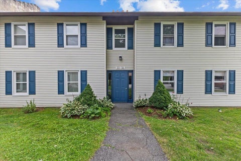 Photo of 35 Saybrook Road #35, Essex Junction, VT 05452 (MLS # 5105877)
