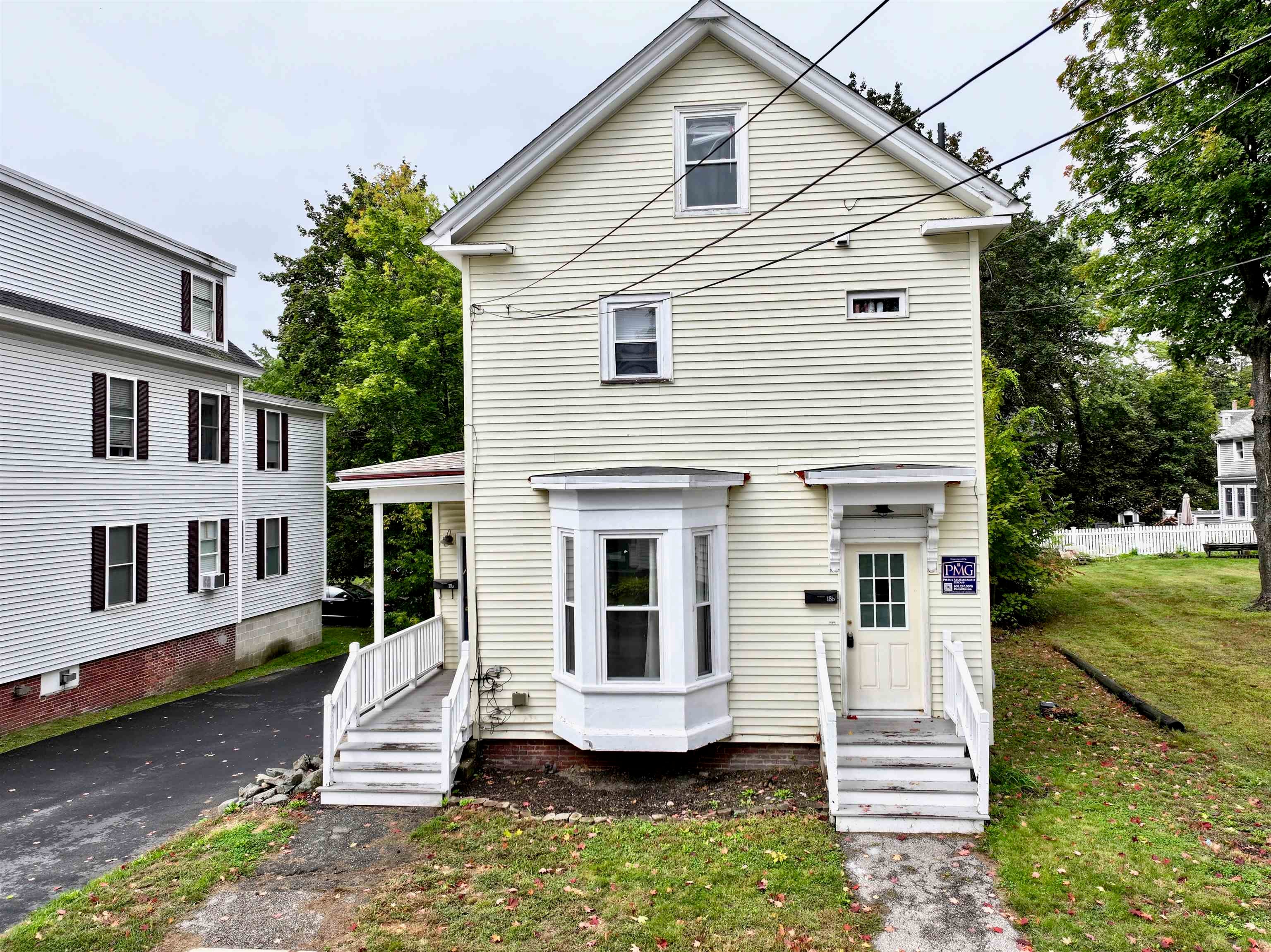 18 Maple Street
