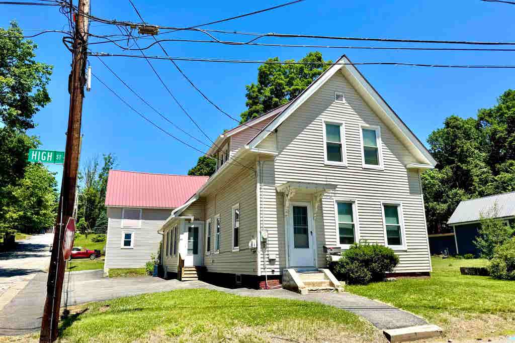 Photo of 39 Chestnut Street, Tilton, NH 03276 (MLS # 5094734)