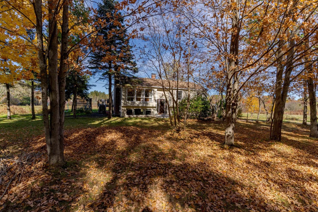 Photo of 149 Union Road, Stratham, NH 03885 (MLS # 5115374)