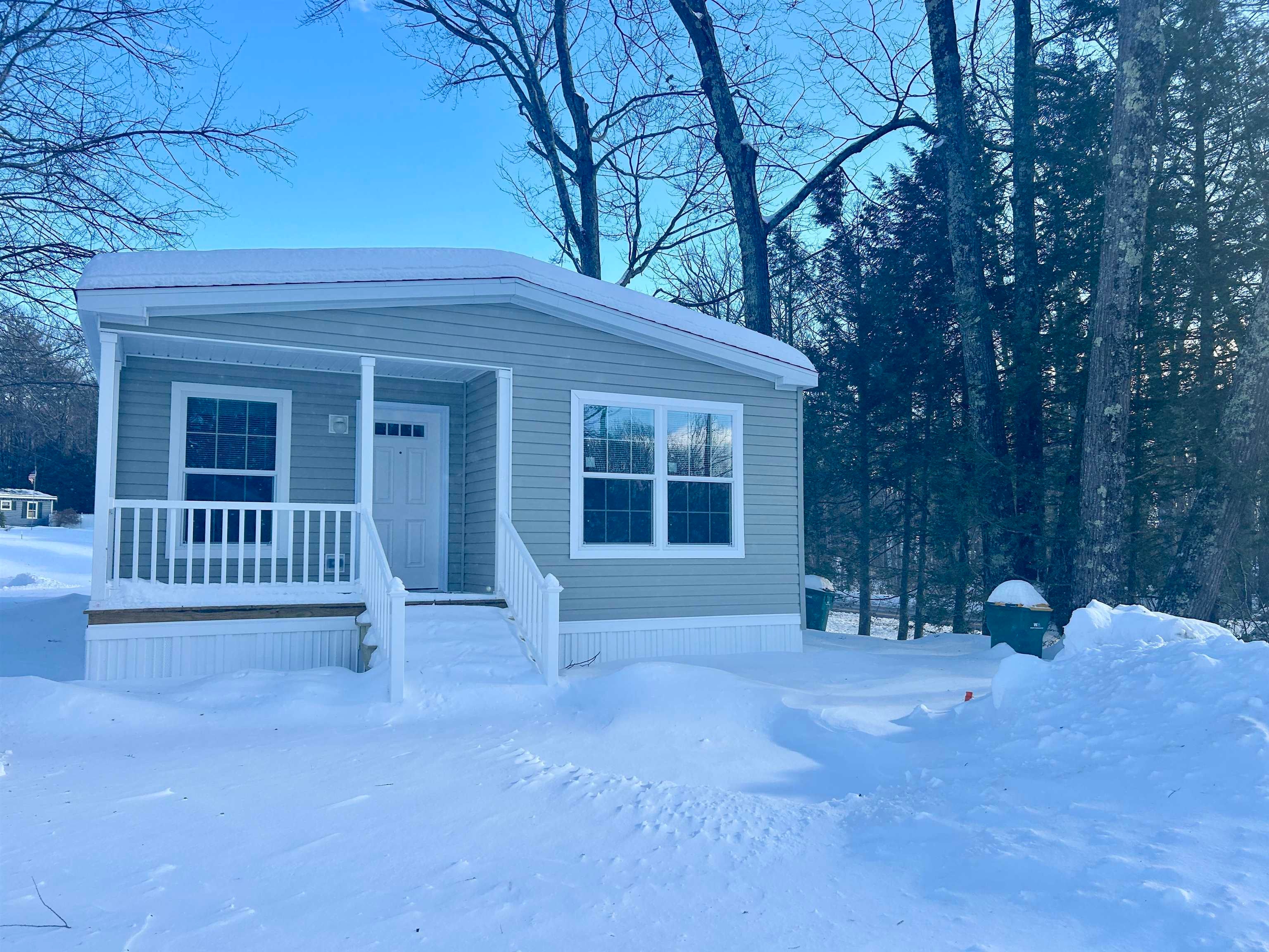30 Royal Crest Park