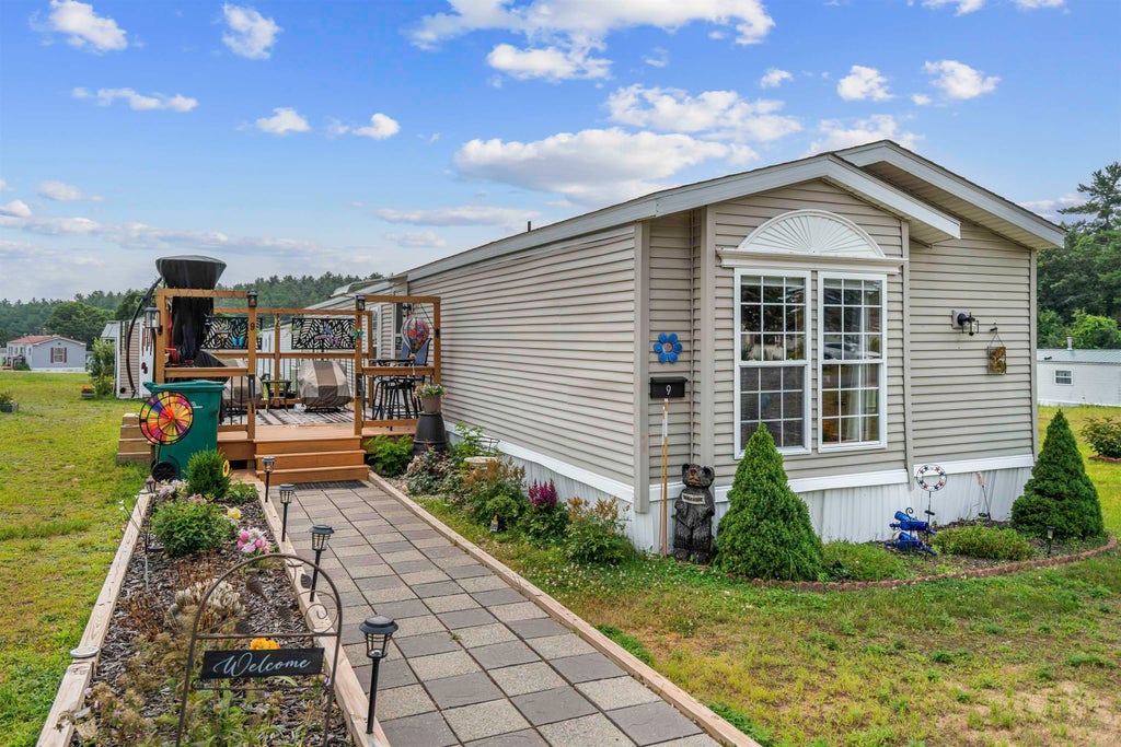 Photo of 9 Saint Joseph Drive, Belmont, NH 03220 (MLS # 5101260)