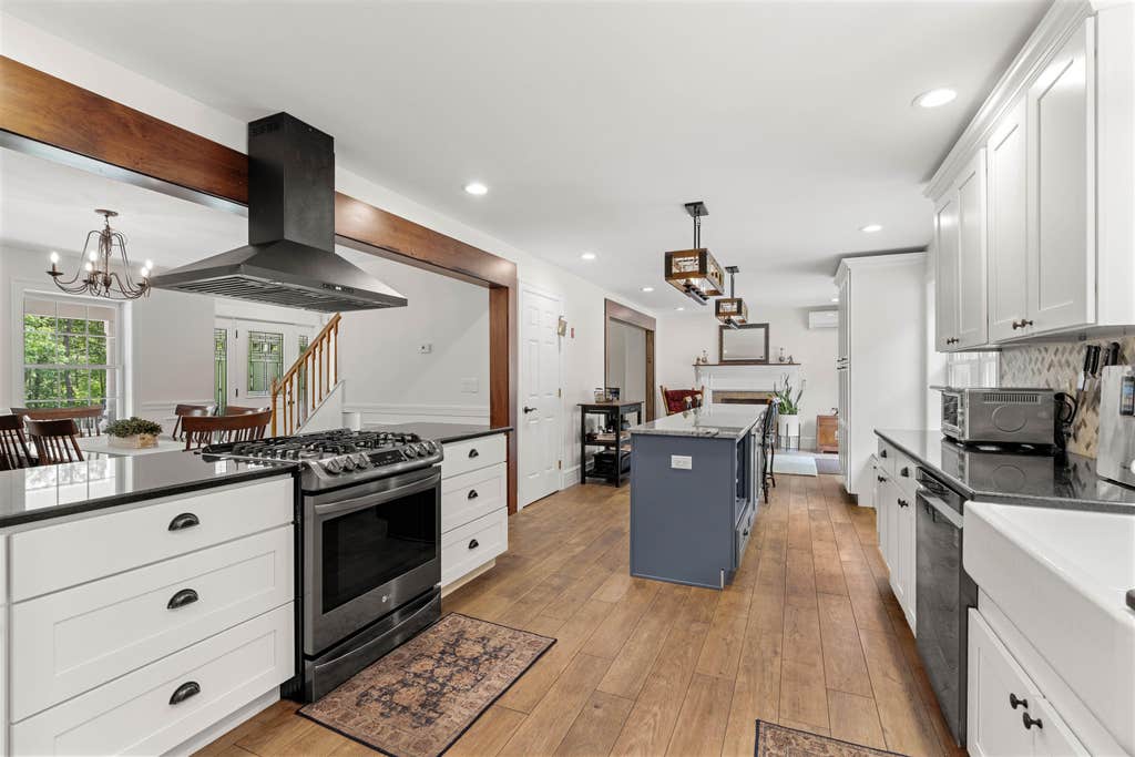 Photo of 2 Cate Road, Deerfield, NH 03037 (MLS # 5093260)