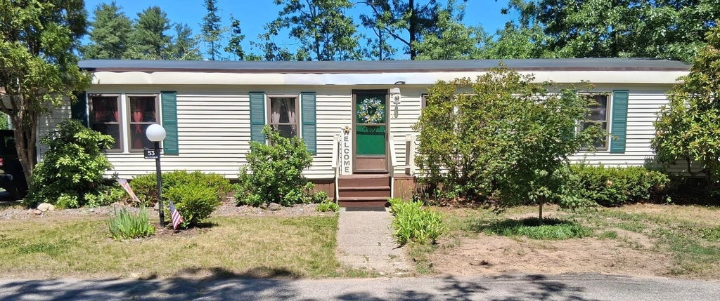Photo of 53 River Ledge Drive, Goffstown, NH 03045 (MLS # 5094679)