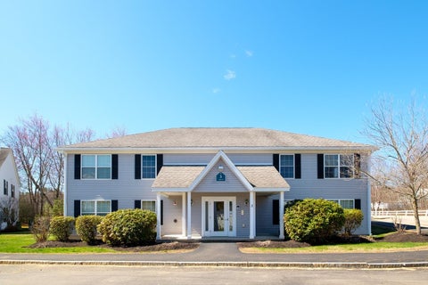 Photo of 3 Tampa Drive #D, Rochester, NH 03867 (MLS # 5086943)