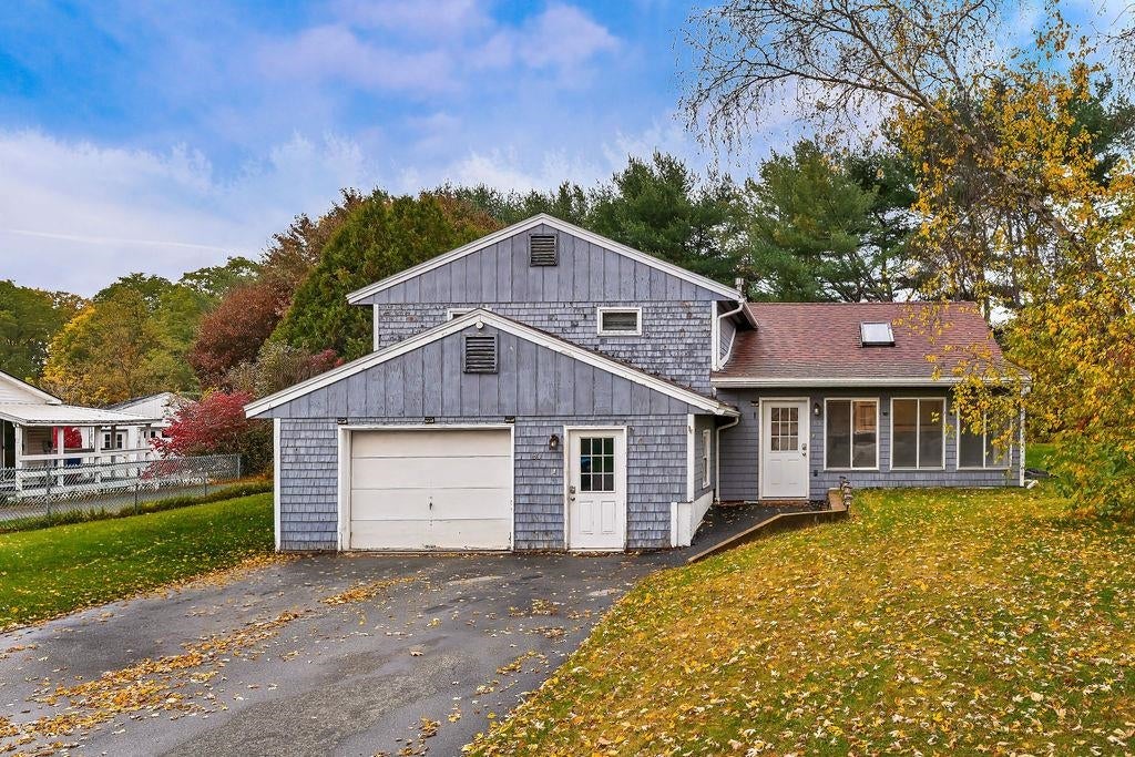 Photo of 80 Winona Circle, Lebanon, NH 03766 (MLS # 5114714)