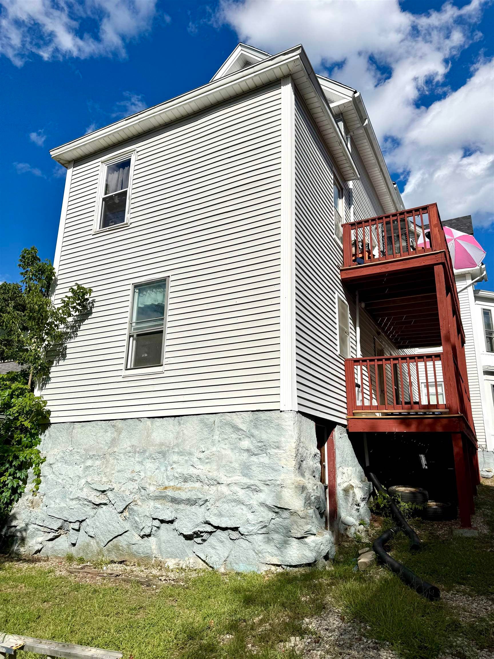 82 Ashland Street
