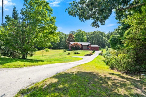 Photo of 99 Kimball Hill Road, Hudson, NH 03051 (MLS # 5106767)