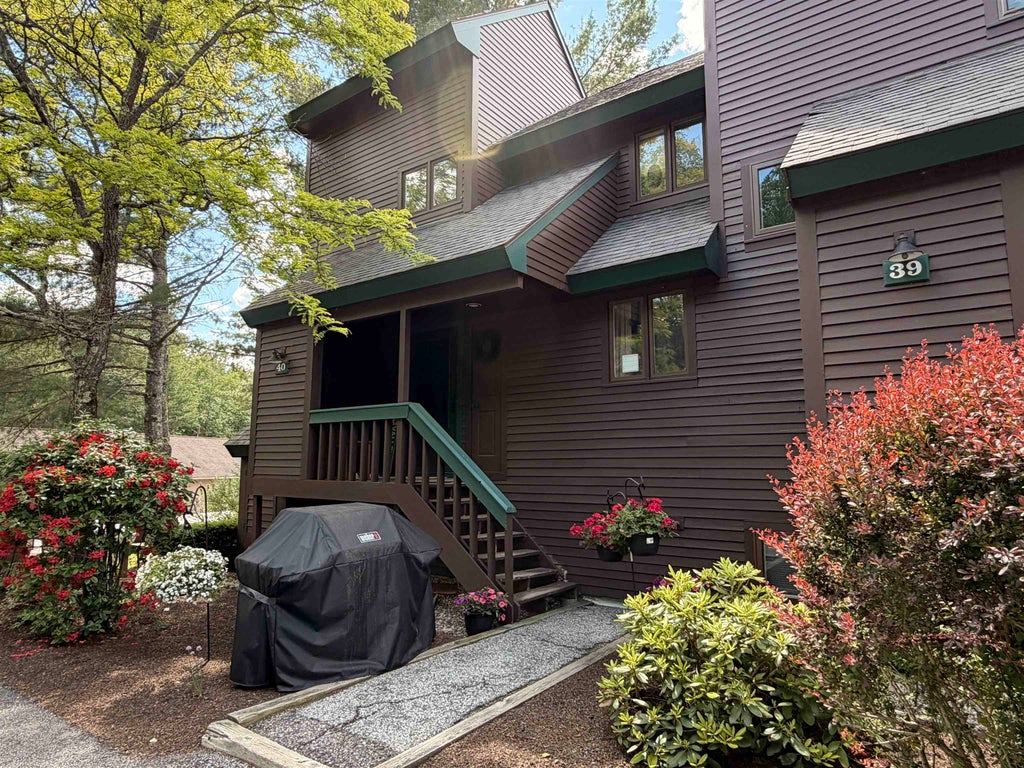 Photo of 3 Pine Tree Way #40, Waterville Valley, NH 03215 (MLS # 5096125)