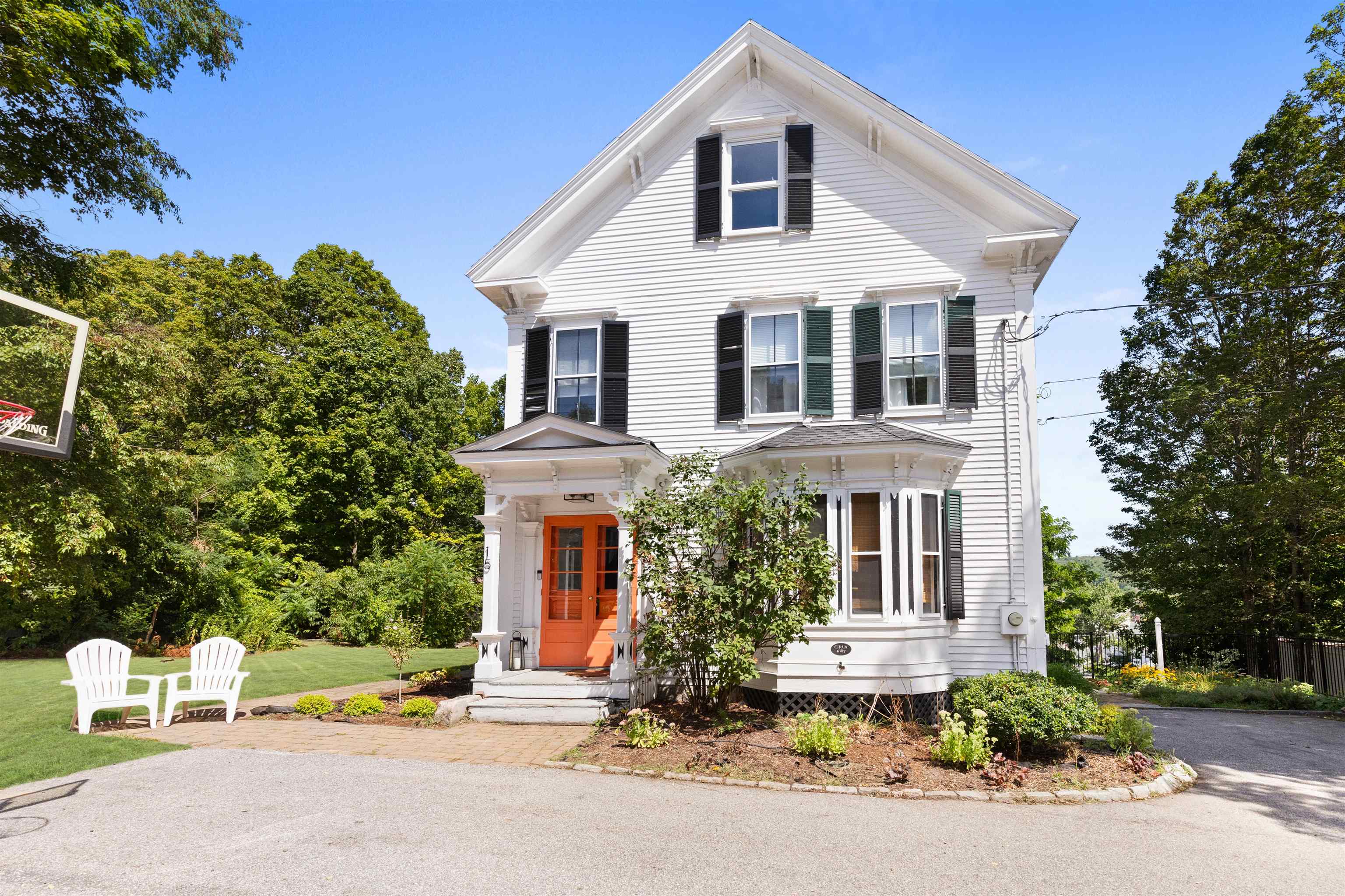 15 Highland Street