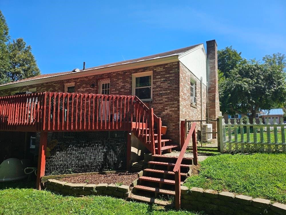 Photo of 13 Acer Heights Road, Claremont, NH 03743 (MLS # 5105899)
