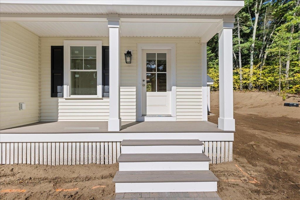 Photo of 189 No. Main Street, Salem, NH 03079 (MLS # 5110401)