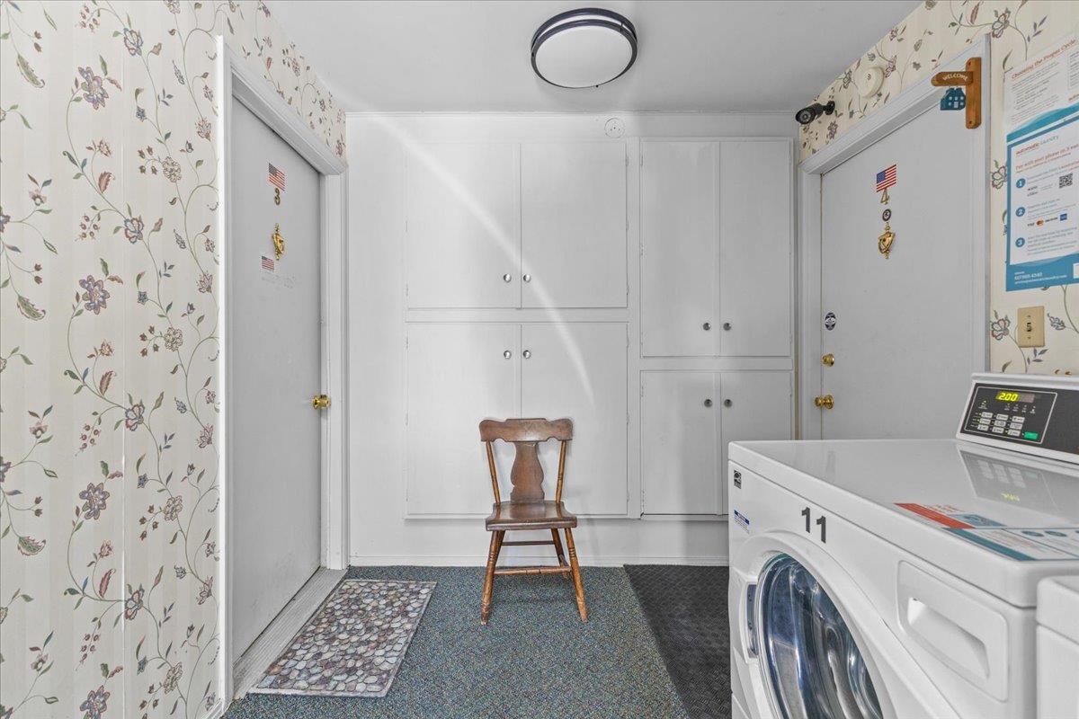 125 Kennedy Drive 3