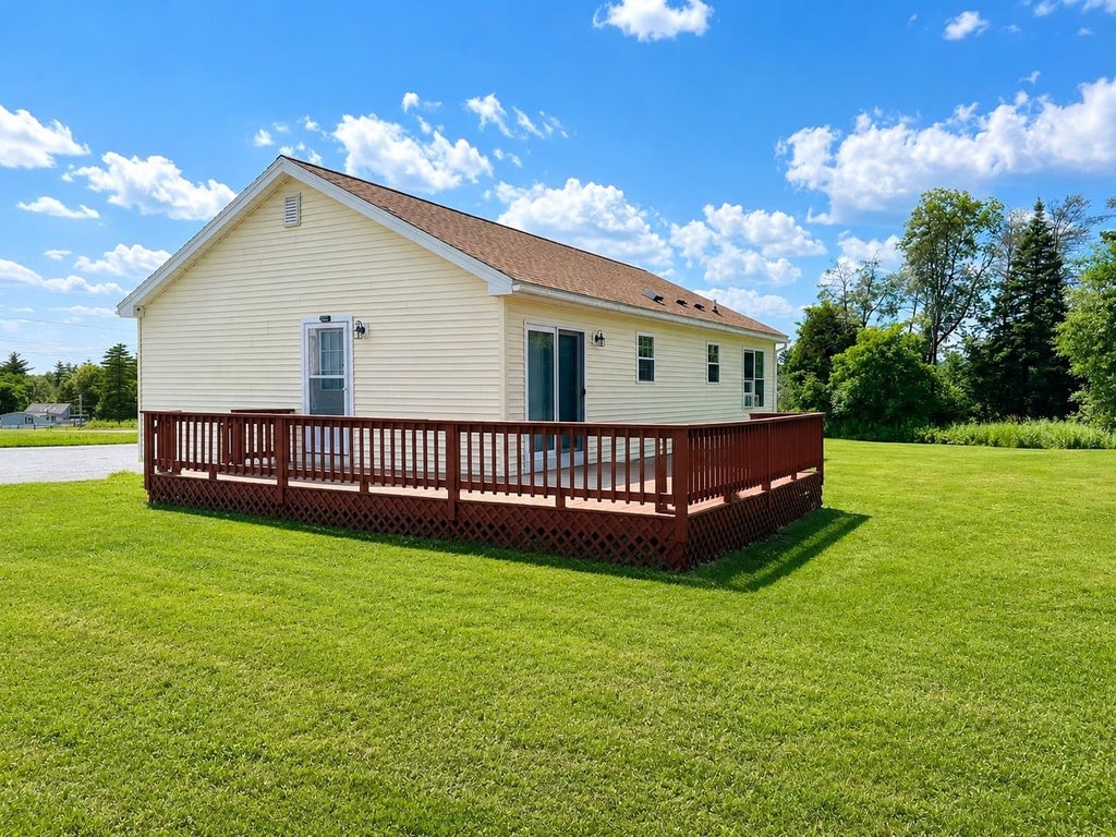Photo of 67 Airport Road, Haverhill, NH 03774 (MLS # 5108485)