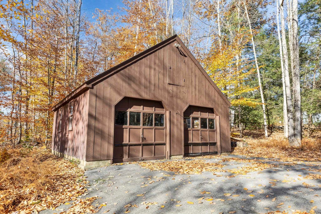 Photo of 27 Briggs Road, Peterborough, NH 03458 (MLS # 5116416)