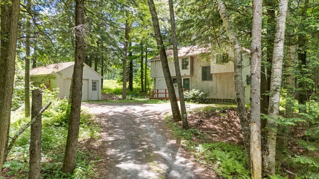 Photo of 3 Longwood Drive, Grantham, NH 03753 (MLS # 5096283)
