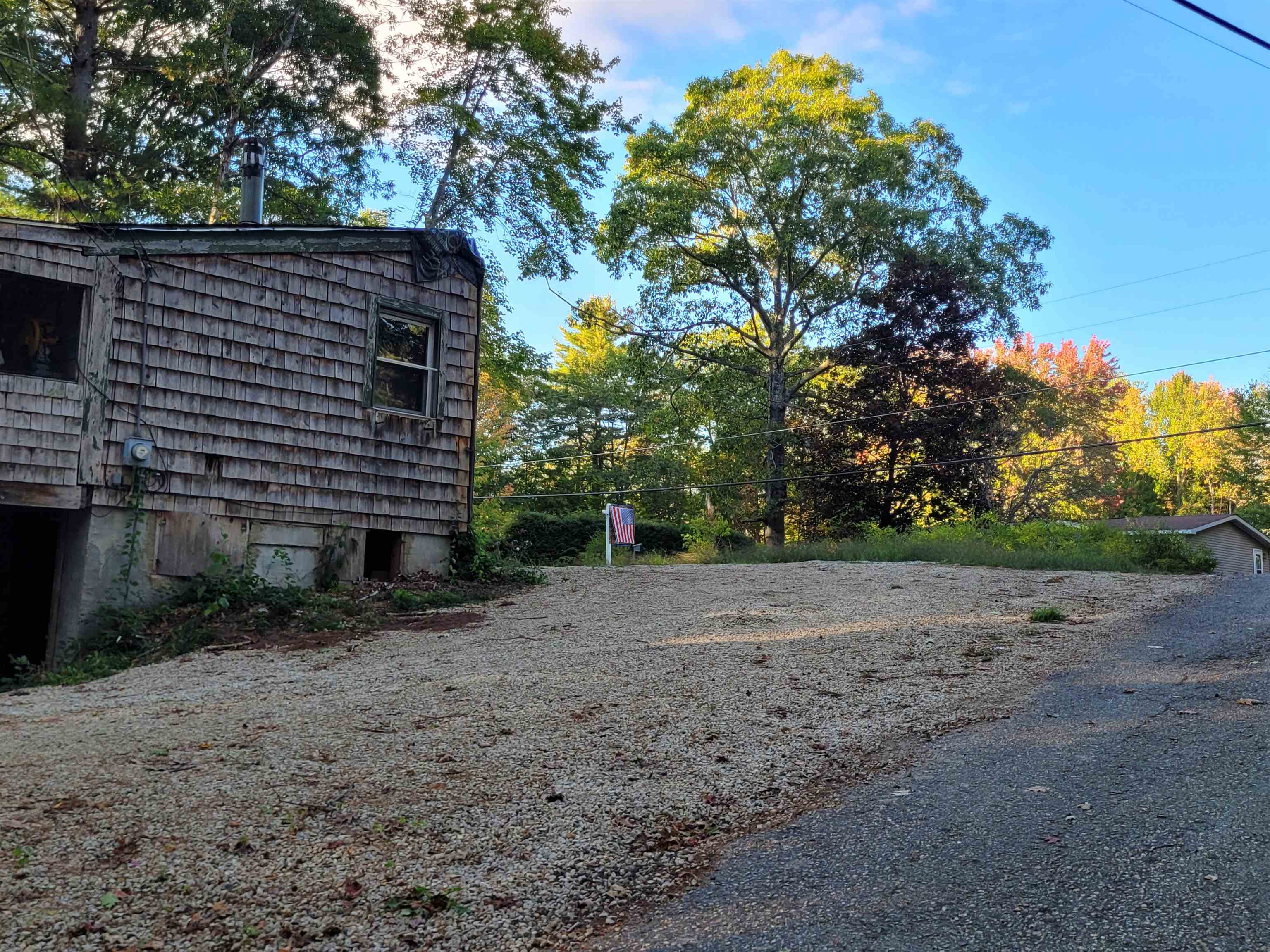 6 Davis Lane