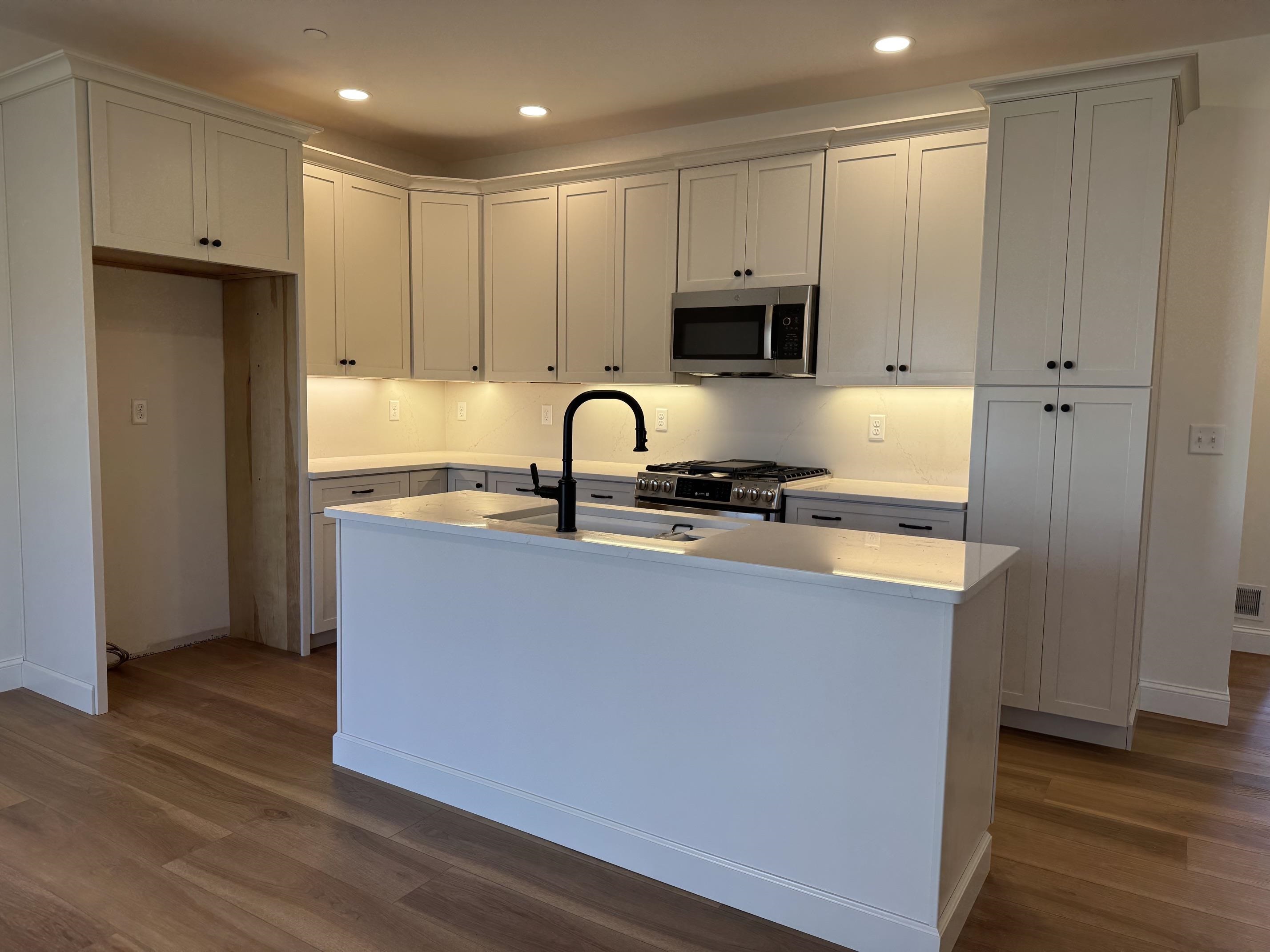 8C Dearborn Circle