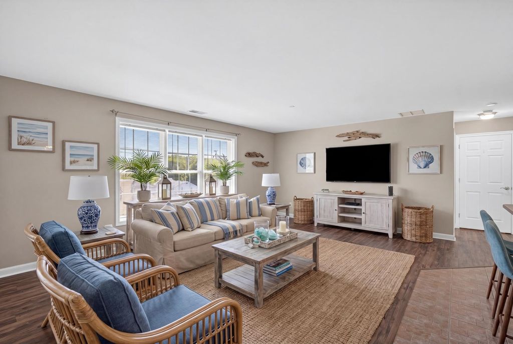 Photo of 428 Lafayette Road #403, Hampton, NH 03842 (MLS # 5094756)