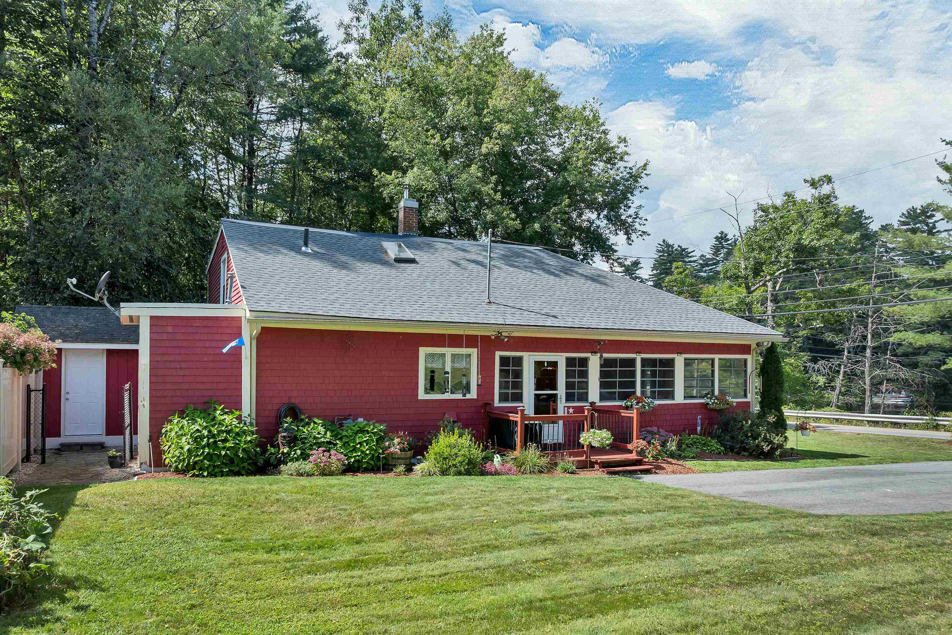 49 River Road