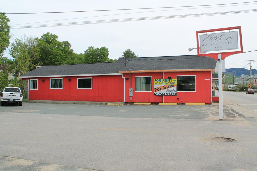 Photo of 31 Main Street, Lincoln, NH 03251 (MLS # 5056107)
