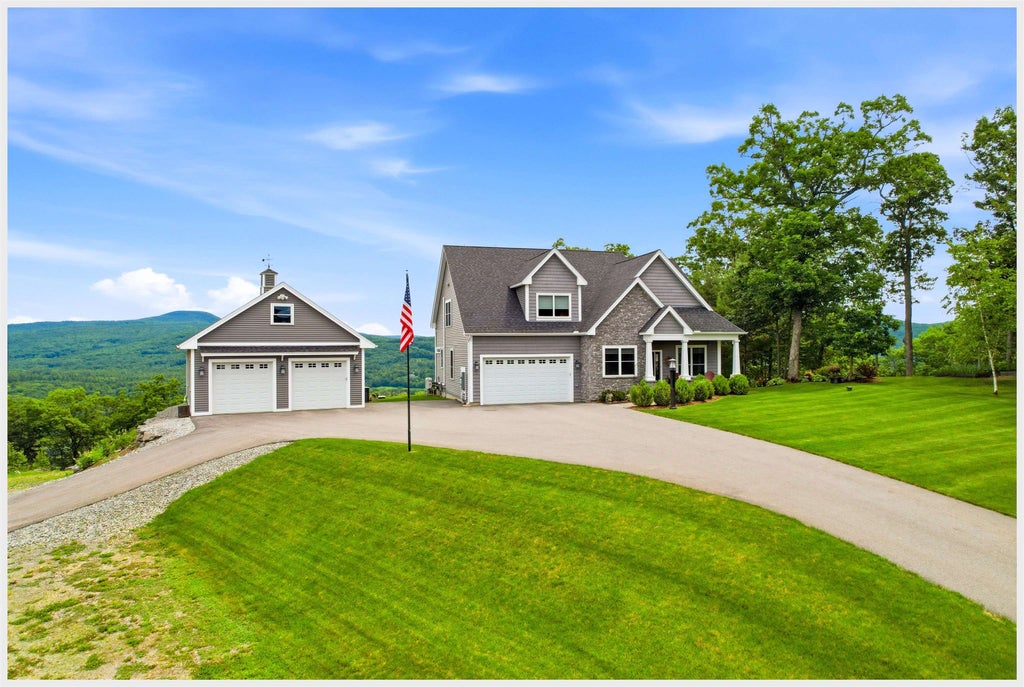 Photo of 20 Point of View Drive, Plymouth, NH 03264 (MLS # 5107536)