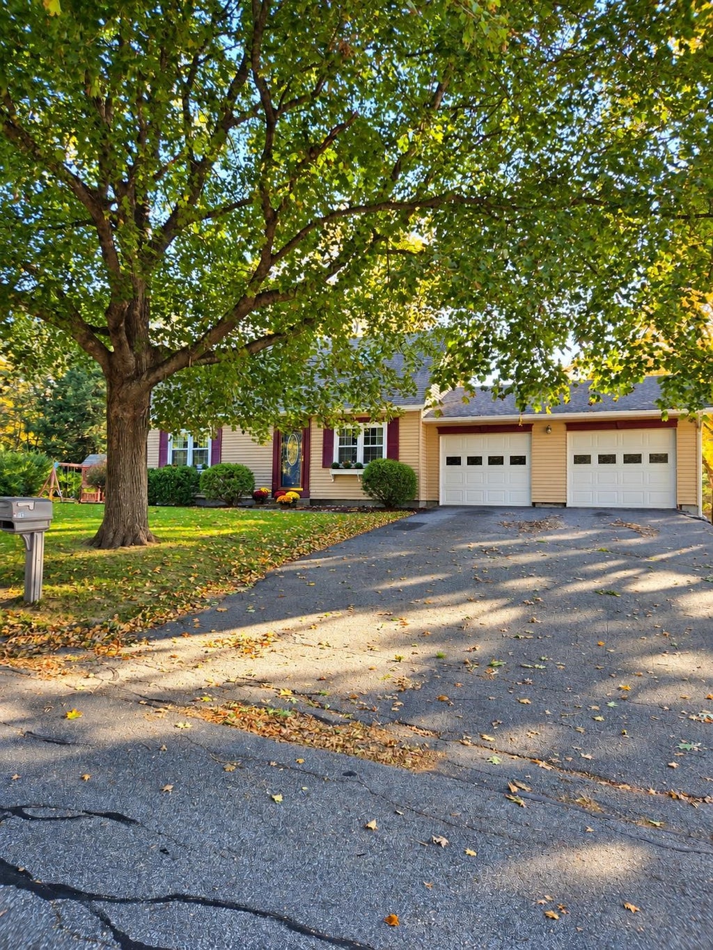 Photo of 56 Hilltop Drive, Keene, NH 05301 (MLS # 5113547)