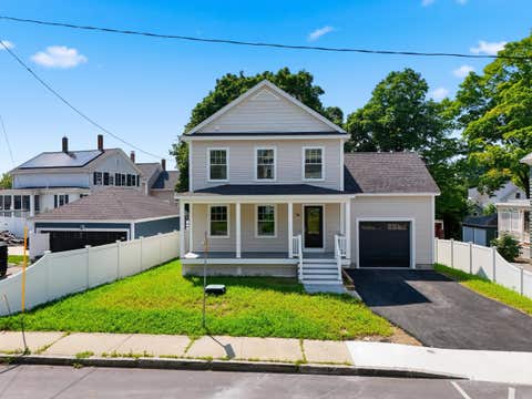 Photo of 16 Manchester Street, Nashua, NH 03064 (MLS # 5097528)