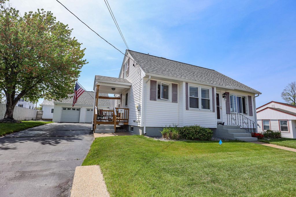 Photo of 36 Alsace Street, Manchester, NH 03102 (MLS # 5090145)