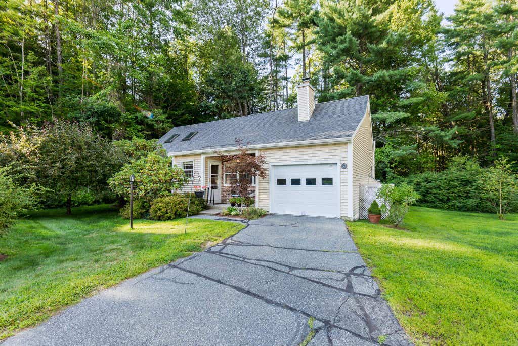 Photo of 6 Oak Ridge Road #30, Lebanon, NH 03784 (MLS # 5105731)