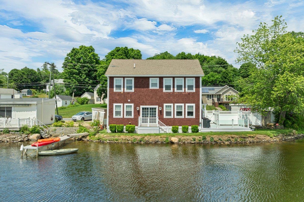 35 North Shore Road