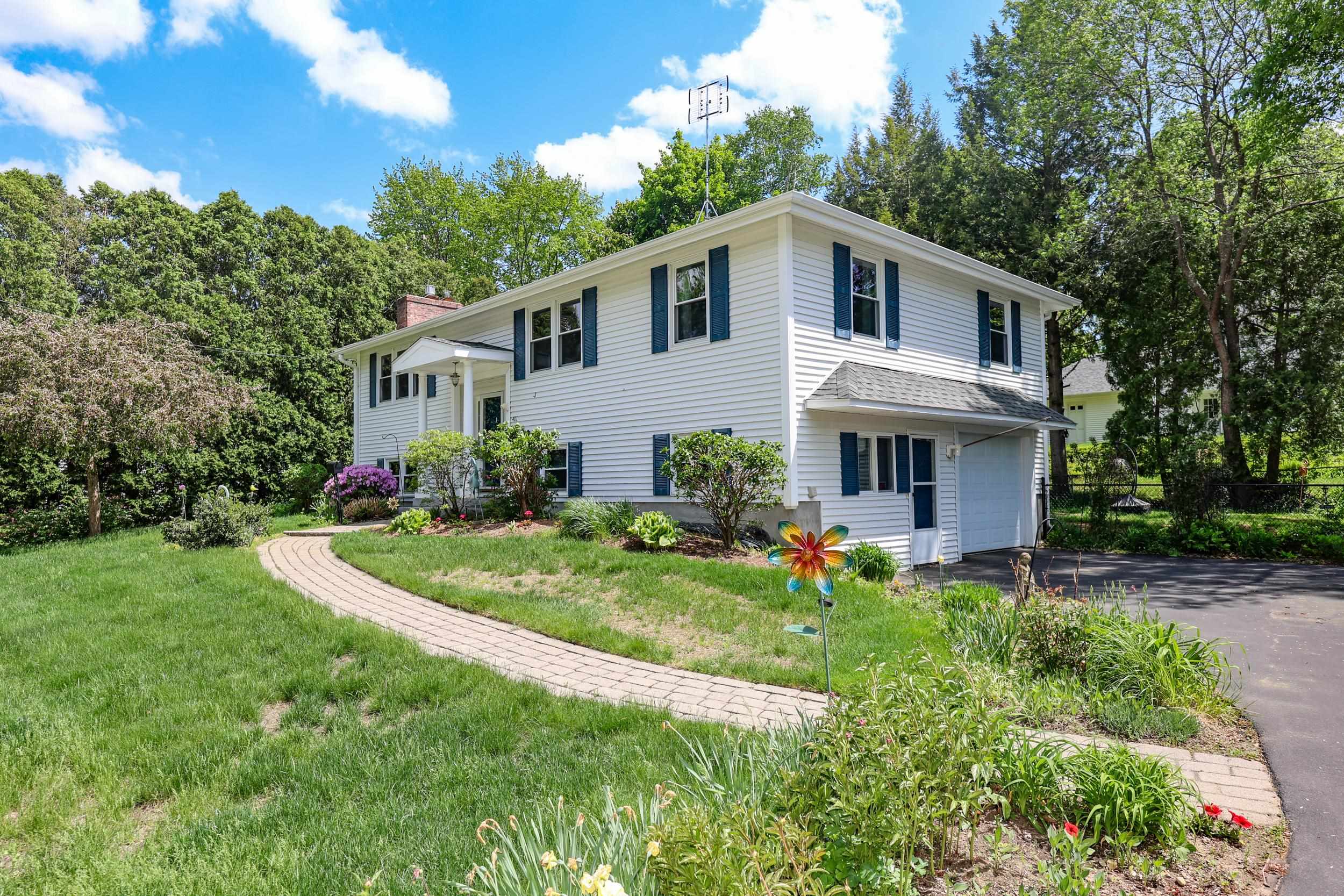 401 N Gate Road