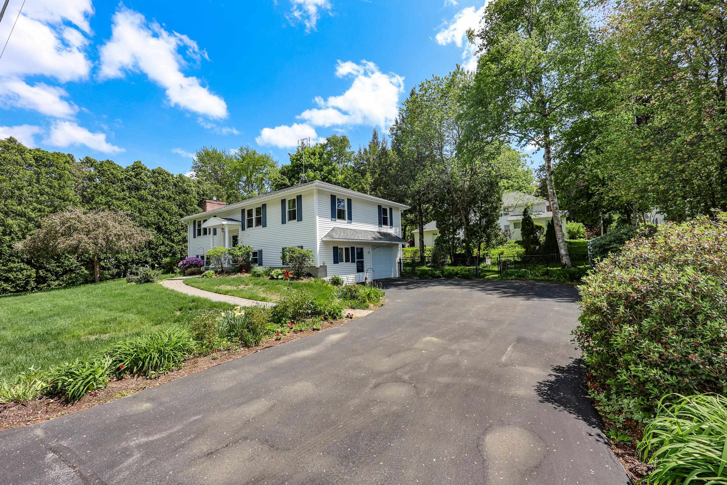 401 N Gate Road