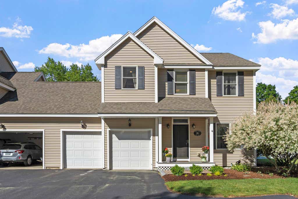 Photo of 20 Haines Brook Farm Lane #15-1, Greenland, NH 03840 (MLS # 5093957)