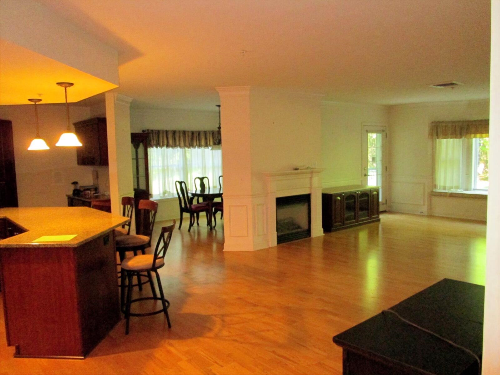 65 Hawthorne Drive 110