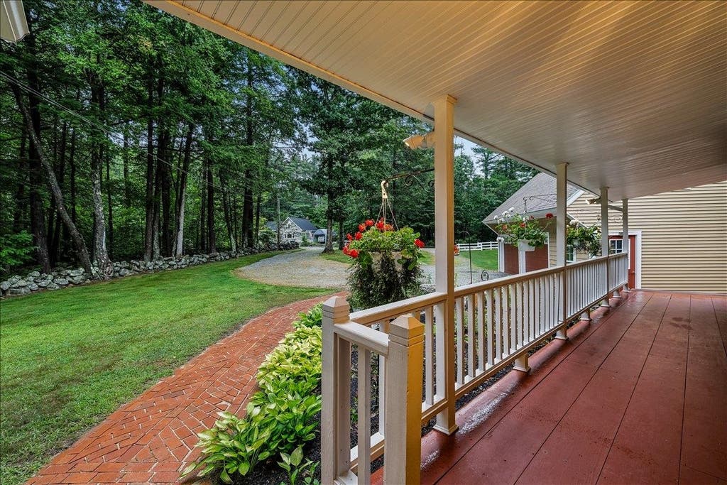 Photo of 494 Bedford Road, New Boston, NH 03070 (MLS # 5102659)