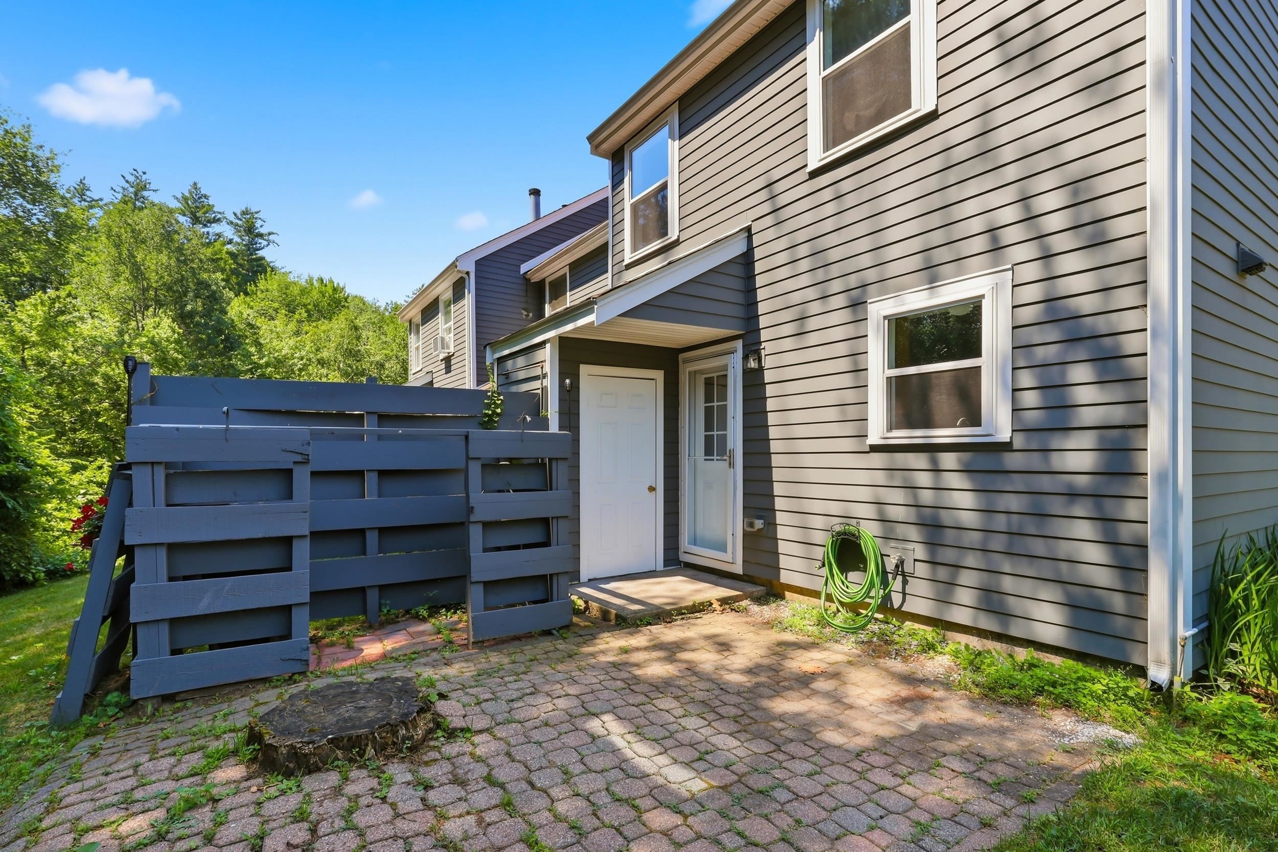 7 Chestnut Circle