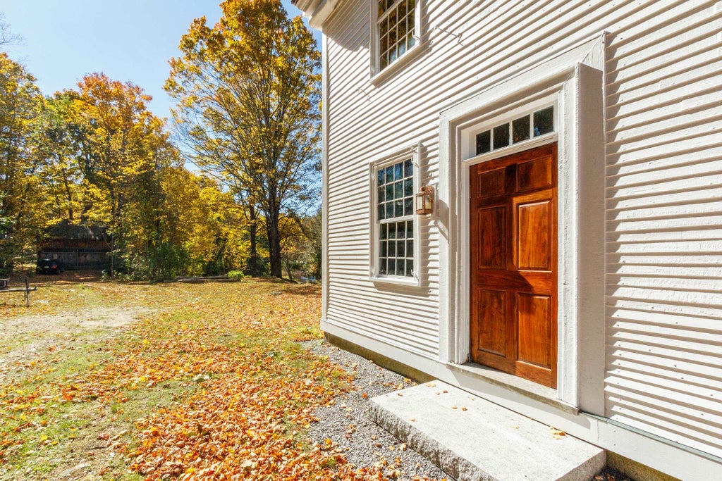 Photo of 341 Main Street, Hopkinton, NH 03229 (MLS # 5113912)