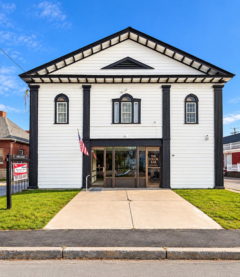 Photo of 124 Main Street #4, Colebrook, NH 03576 (MLS # 5115479)