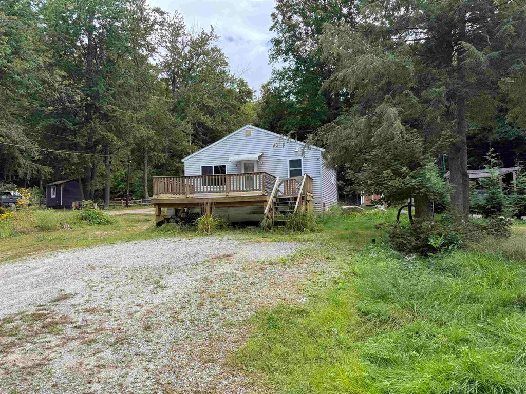 Photo of 22 Chestnut Avenue, Gilmanton, NH 03837 (MLS # 5099349)