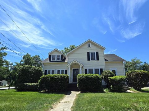 Photo of 1495 Williston Road, South Burlington, VT 05403 (MLS # 5093939)