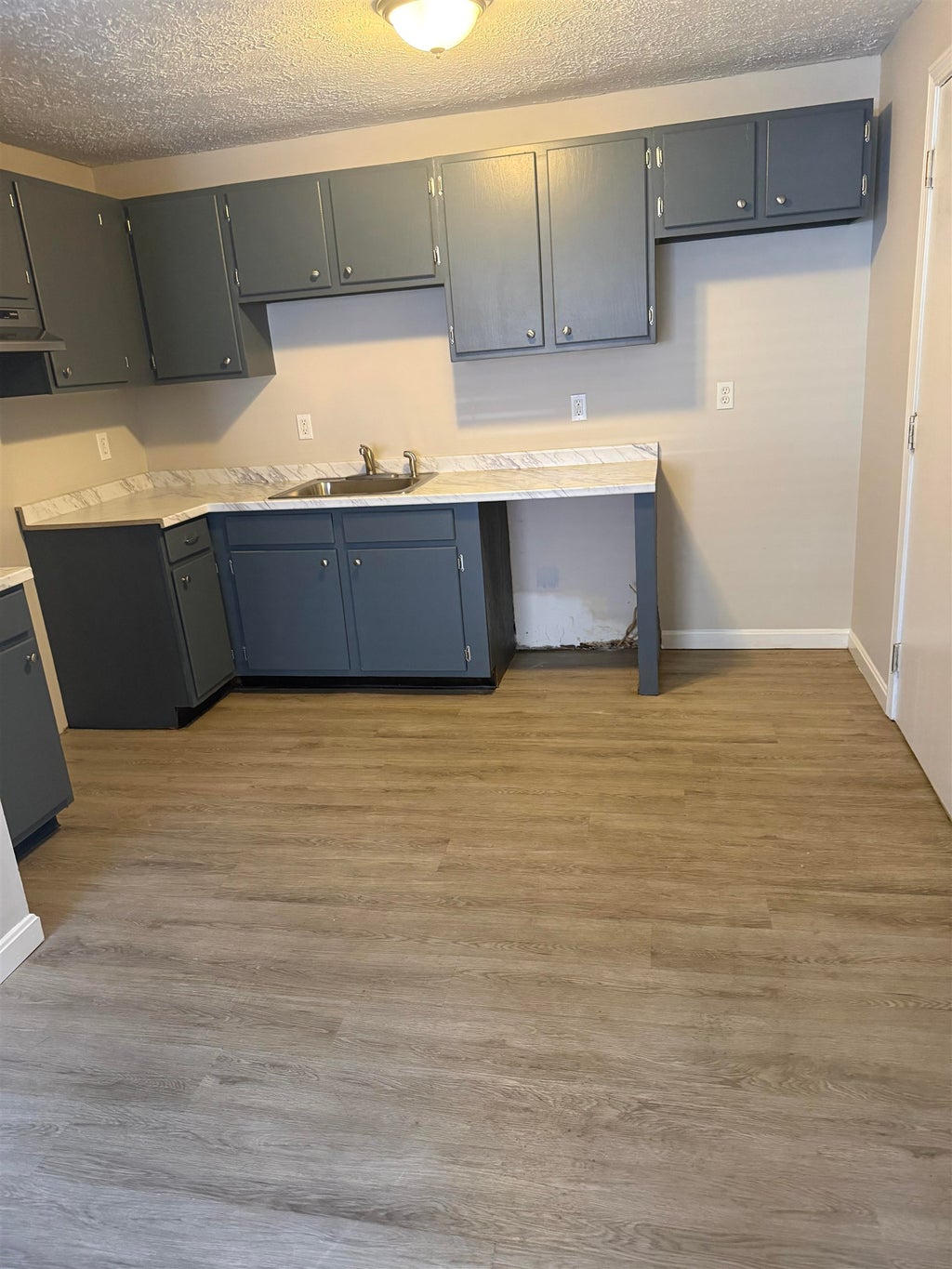 Photo of 45 Log Street #1H, Manchester, NH 03102 (MLS # 5113052)