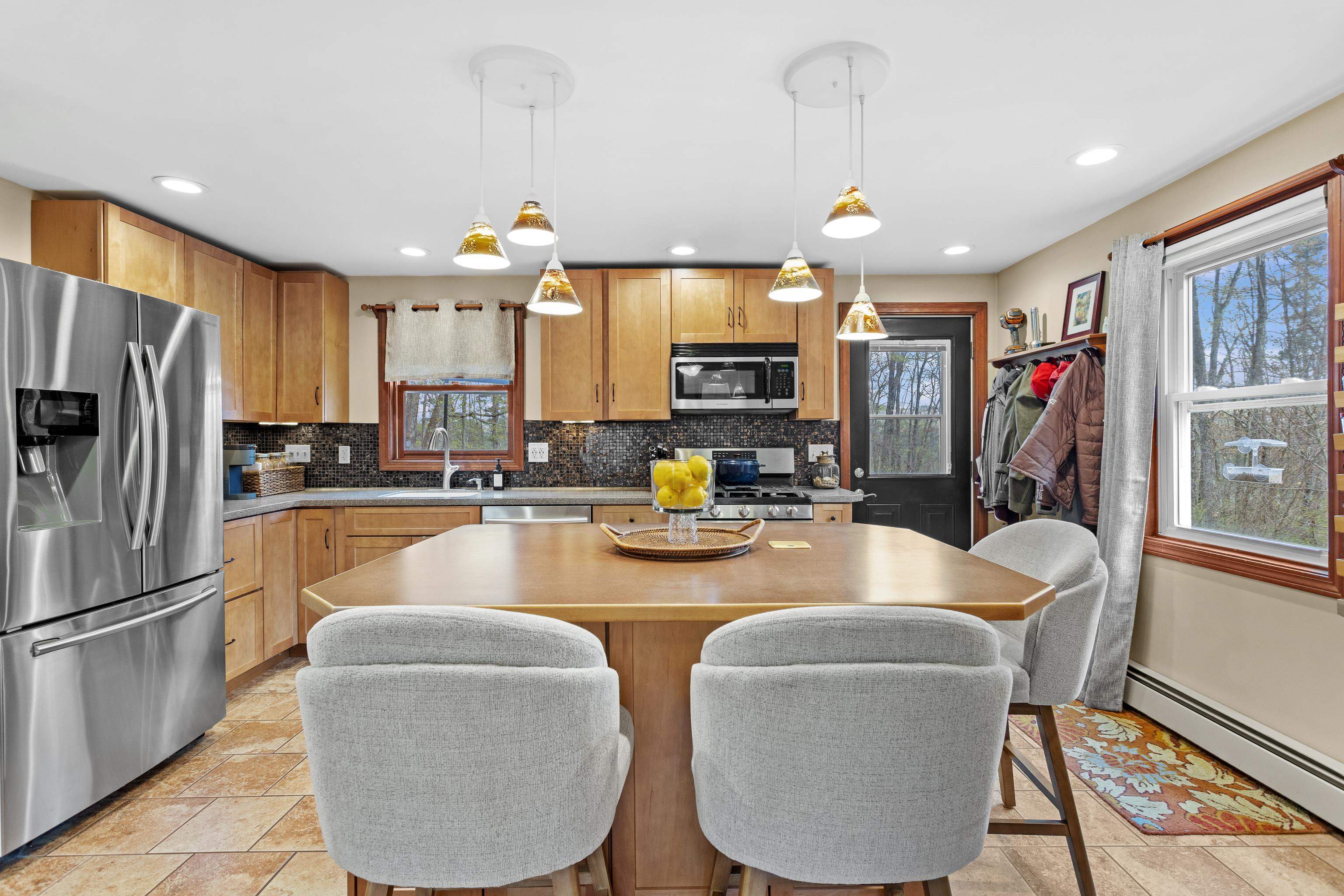 345 Davison Road
