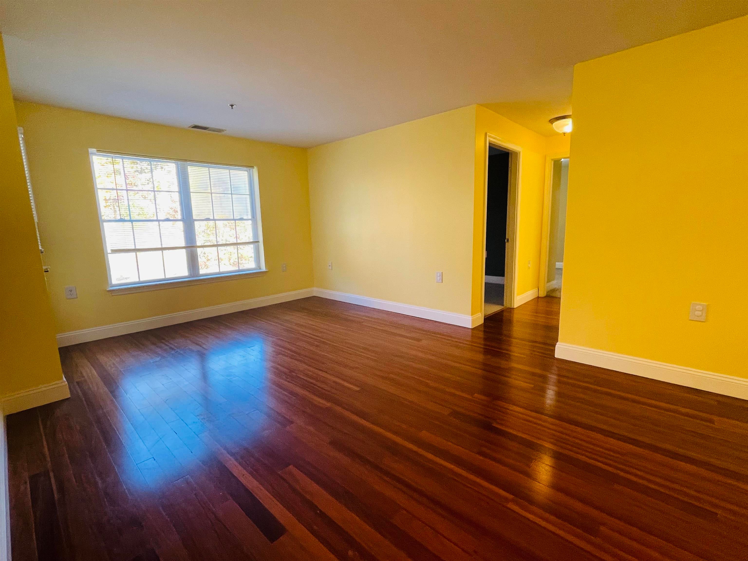 40 Eastern Avenue 304