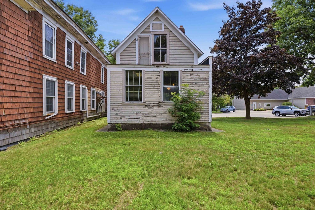 Photo of 9 East Main Street, Warner, NH 03278 (MLS # 5103724)