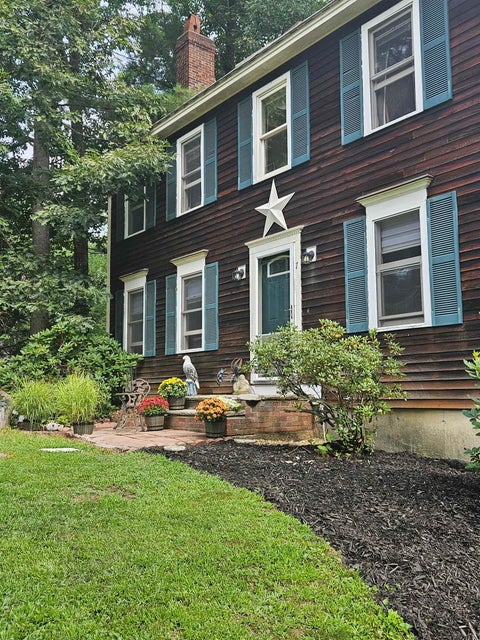 Photo of 7 Chapman Way, Exeter, NH 03833 (MLS # 5078412)