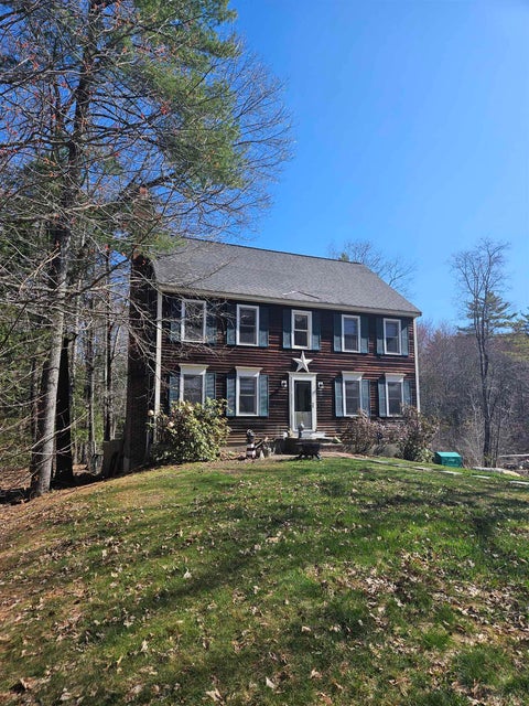 Photo of 7 Chapman Way, Exeter, NH 03833 (MLS # 5078412)