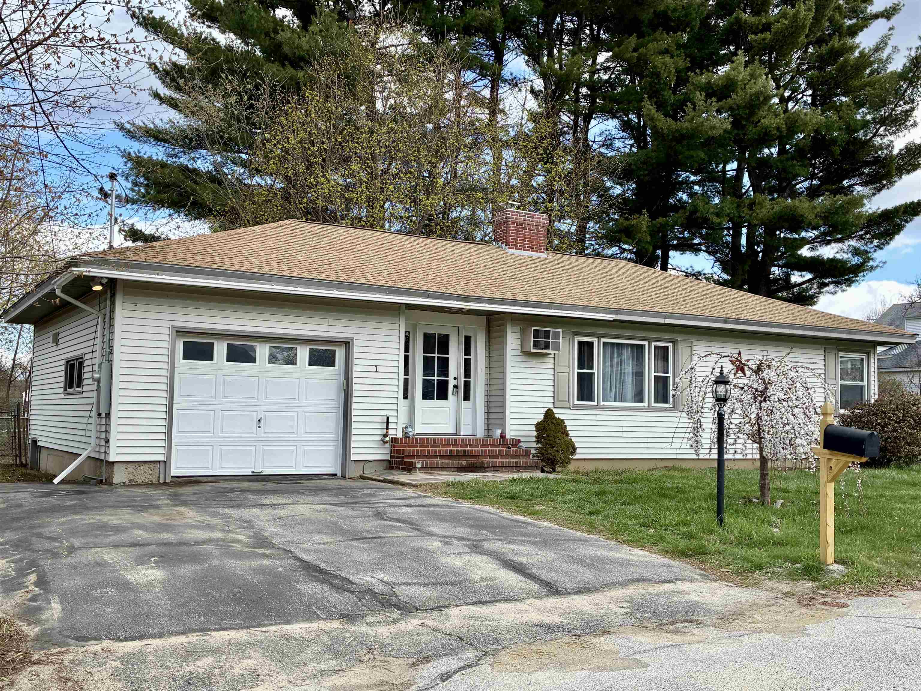 1 Sunset Avenue